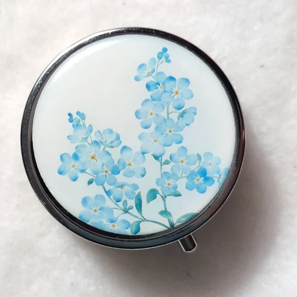 Round Mini Floral Pill Box Case - Picture 2 of 15